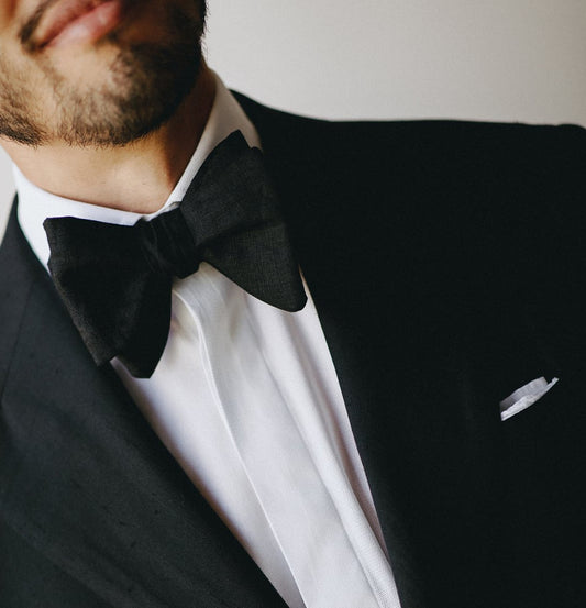 MEN’S WEDDING SUITS AND ACCESSORIES TO NAIL ANY DRESS CODE