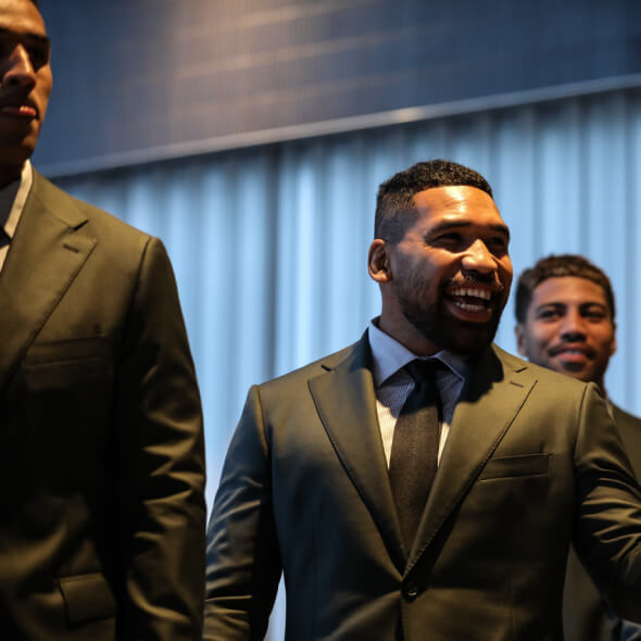 Tailoring Suits for Athletic Builds Oscar Hunt