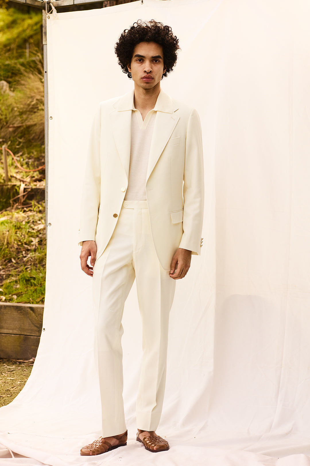 Off-white Single Breasted Notch Lapel Suit