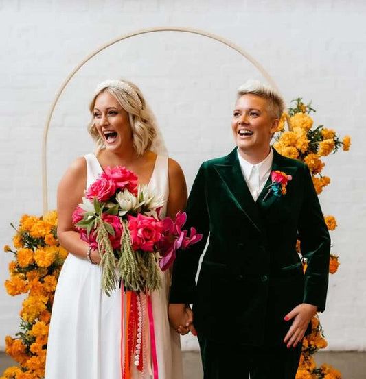 Tips for choosing your ideal evening wedding suit