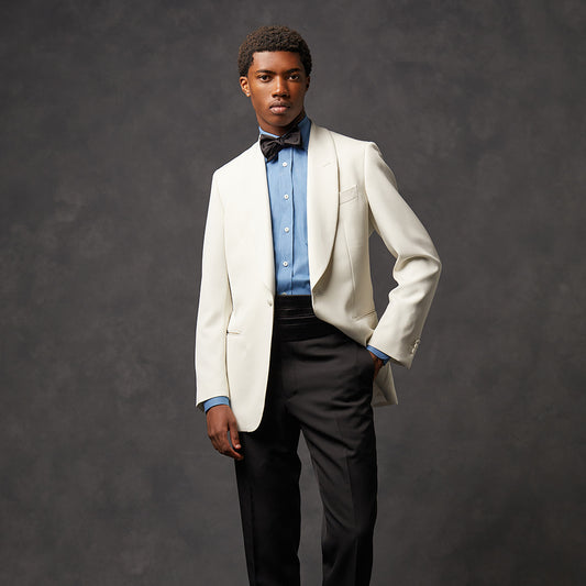 Tuxedo Suit Trends for Men in 2023: The Latest Styles for a Gala Dinner