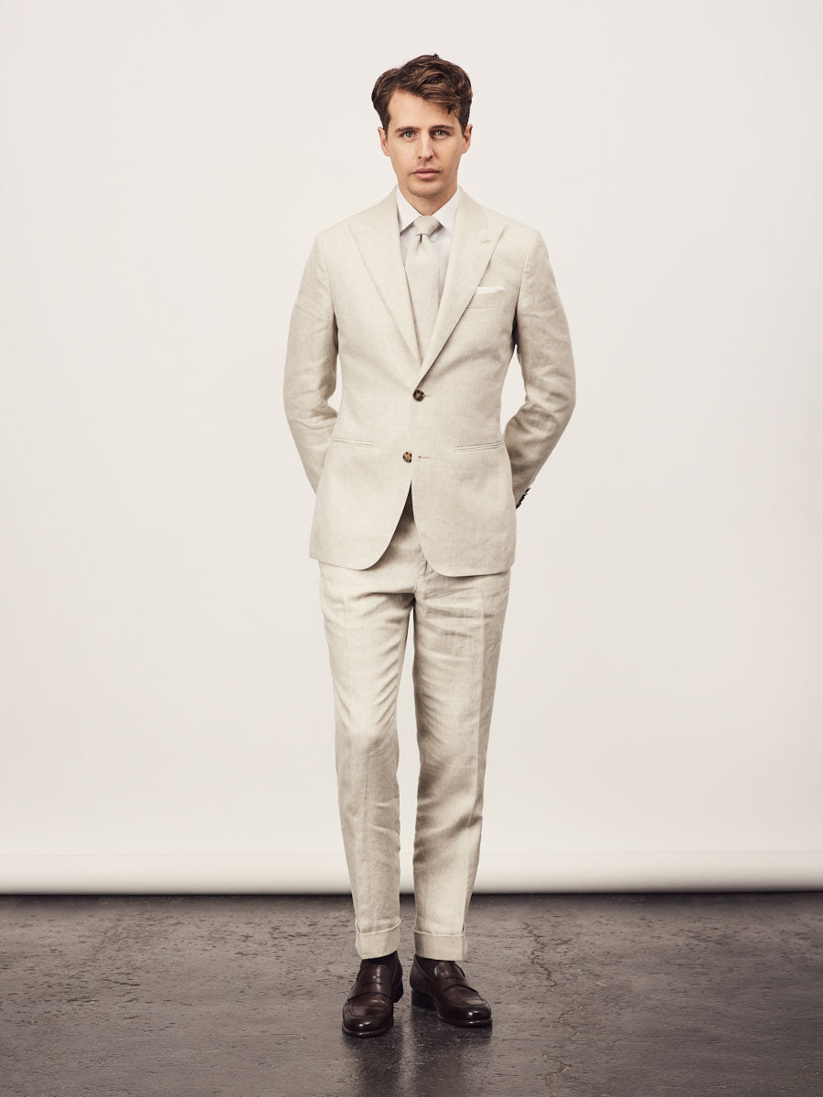 Beige 2 piece suit - Oscar Hunt